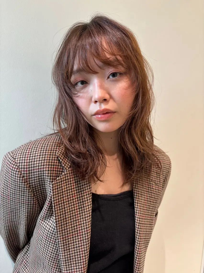 ミディアム レイヤーカット カット ヘアカラー トリートメント 茅ヶ崎/ alomのヘアスタイル