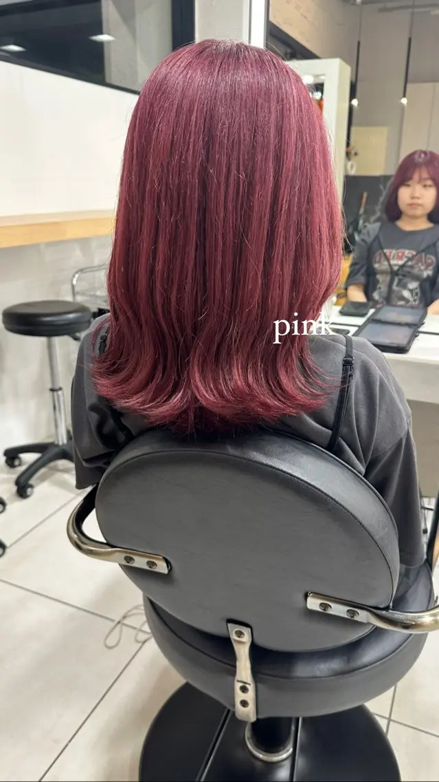 ミディアム カラー カット ヘアカラー トリートメント 山下恋佳/矢場町/ ブリーチ/ショートのヘアスタイル