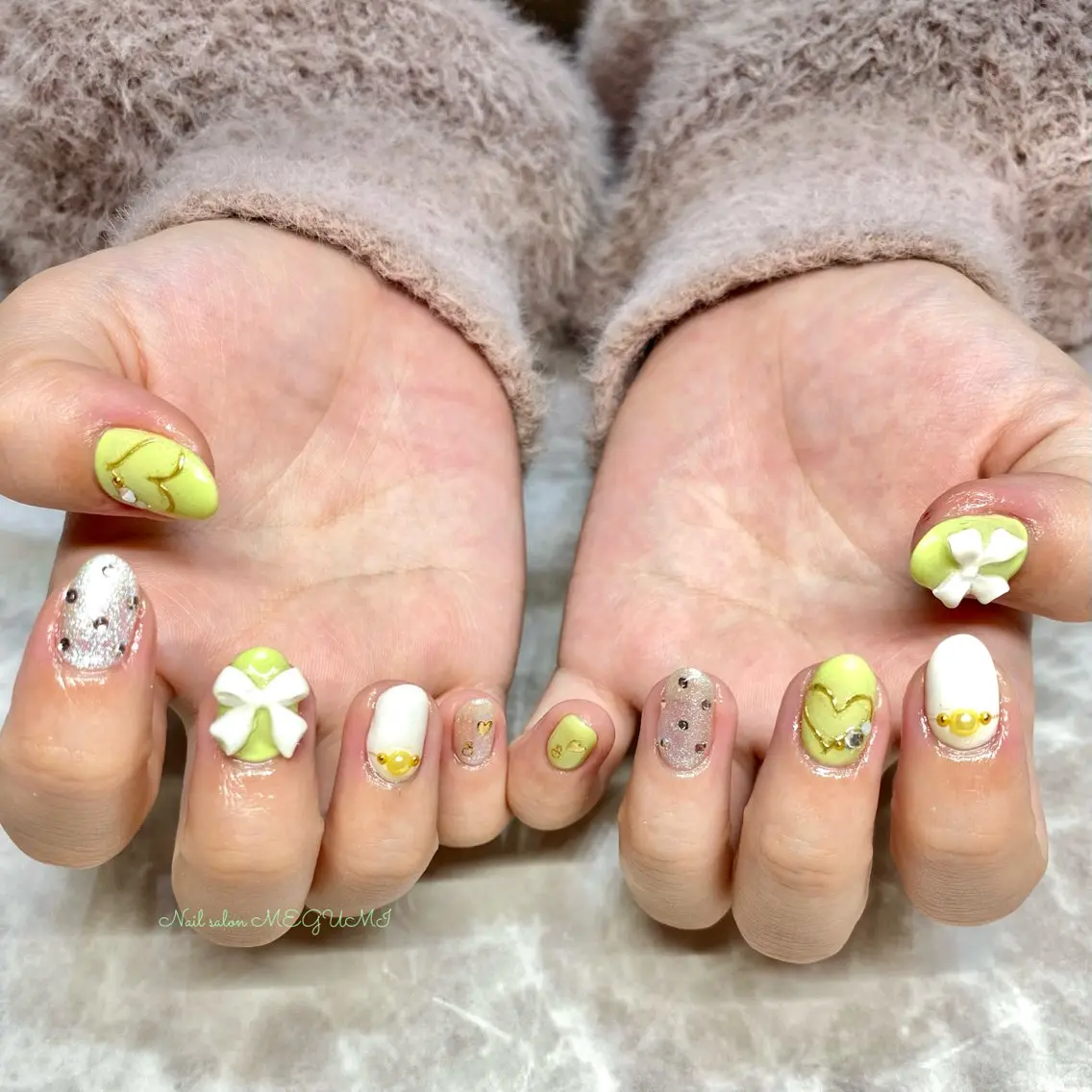 ネイル ゴージャス 持ち込み Nail salon MEGUMIのネイルデザイン