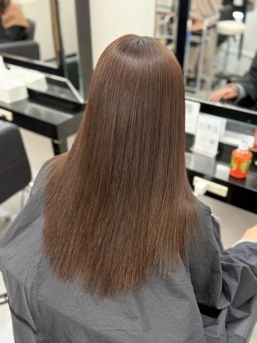 ロング チョコレートブラウン 縮毛矯正 トリートメント 𝙃𝘼𝙍𝙐🎀 韓国×エクステのヘアスタイル