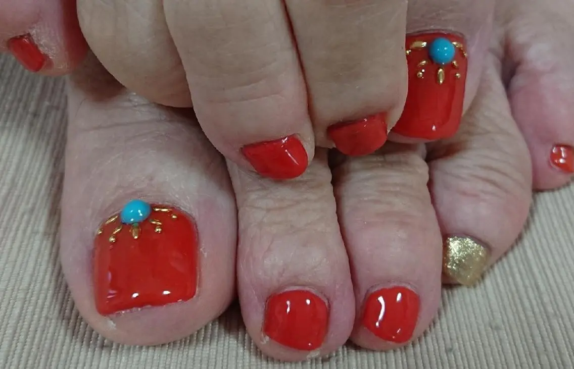 ネイル フットネイル ジェルネイル オレンジ Lilith Nailのネイルデザイン