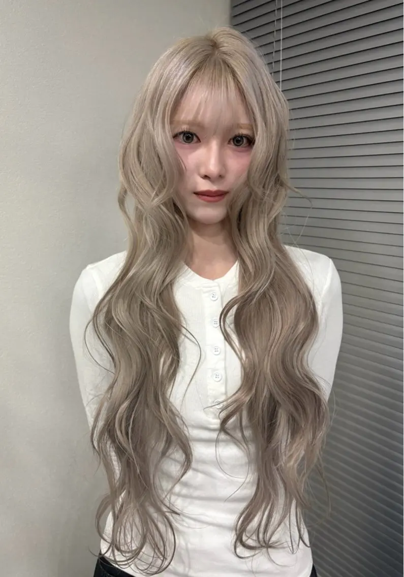 ロング カラー ヘアアレンジ ヘアカラー 🌈【🎀ヘアデザイ ナー🎀】✨ノン✨のヘアスタイル