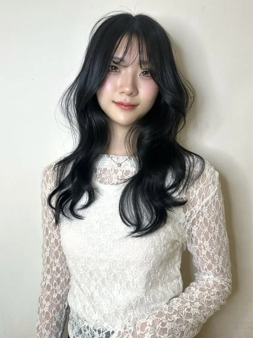 セミロング カラー 'AXIS wakanaのヘアスタイル