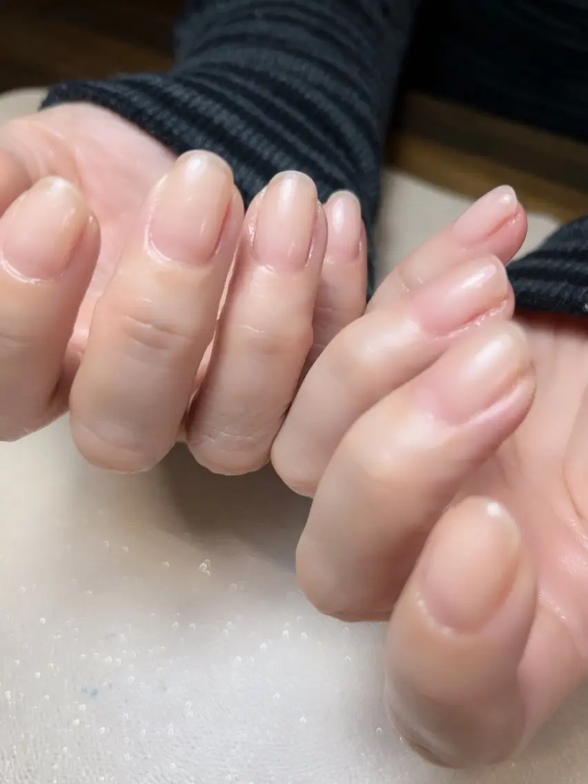 ネイル クリアネイル 持ち込み ニュアンスネイル ハンドネイル ハンドケア 𝐴𝑁𝑈𝐸 トラブル爪育成専門のネイルデザイン