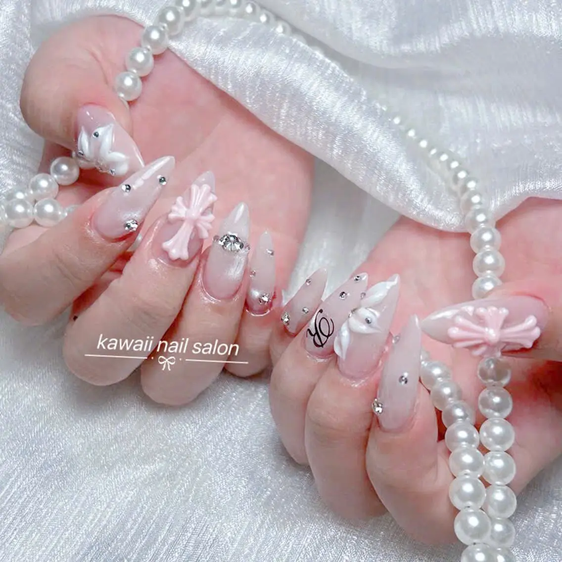 ネイル ドット フレンチネイル 韓国ネイル マグネットネイル オフィスネイル Kawaii Nail Salonのネイルデザイン