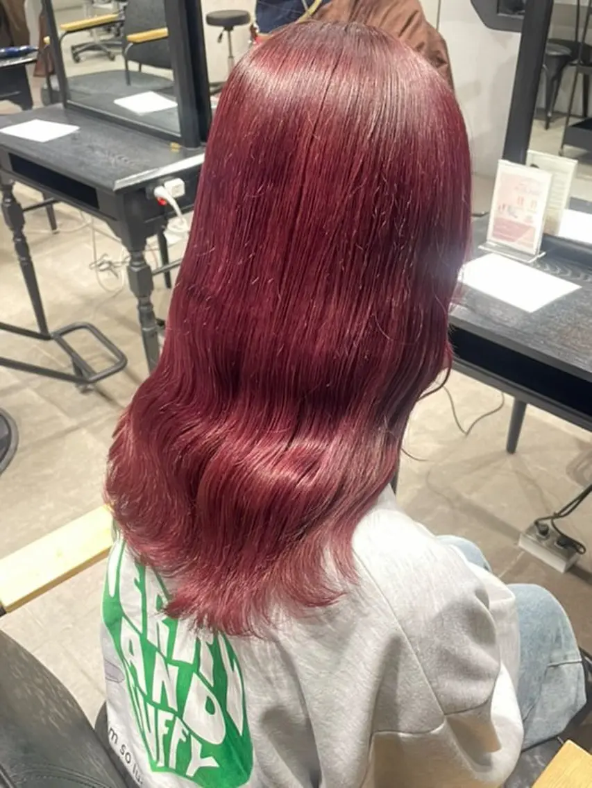 セミロング カラー ヘアカラー おとは 透明感ツヤカラー🧸のヘアスタイル