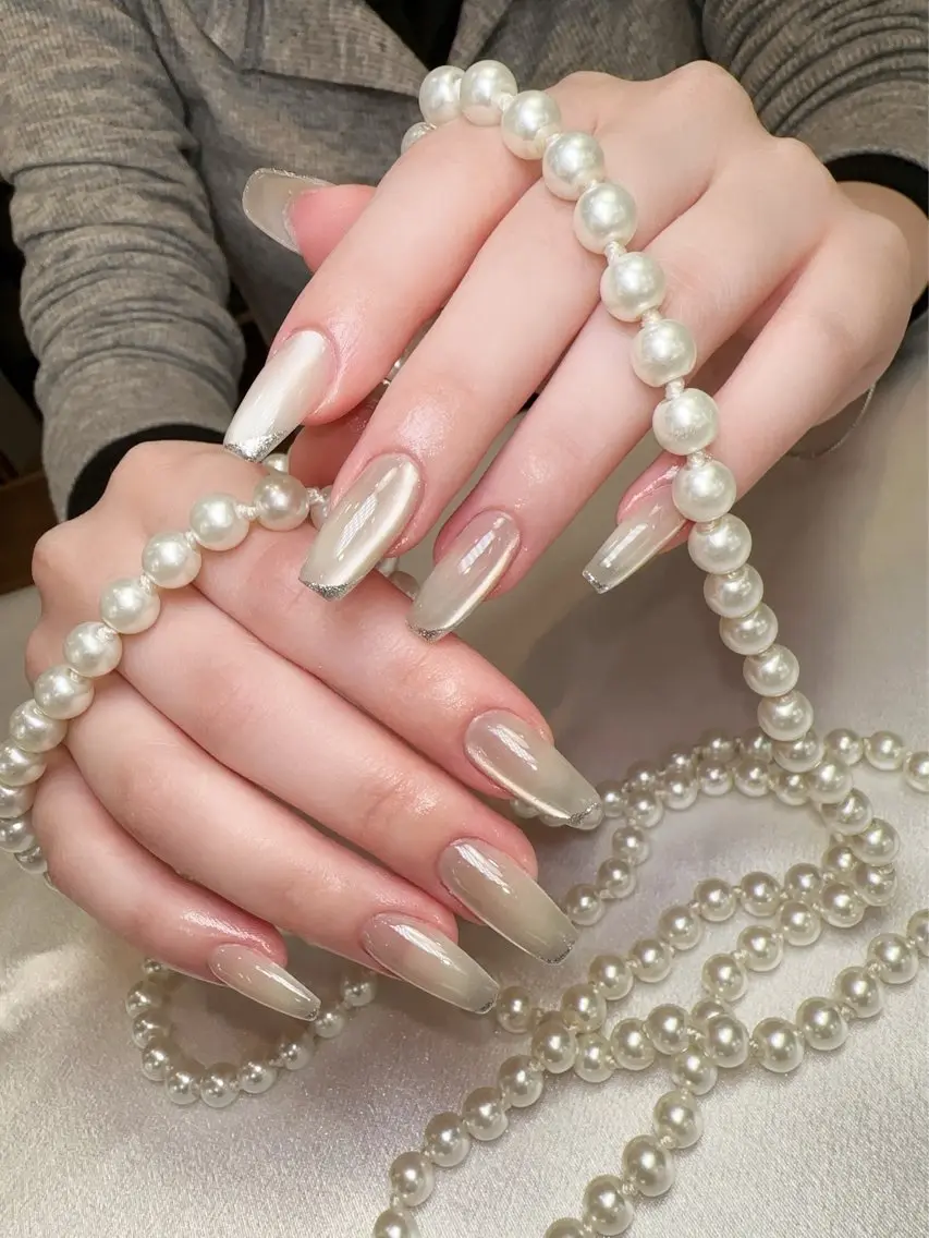 セミロング 韓国風ヘア 💐RB_ nail🌻🌈のネイルデザイン