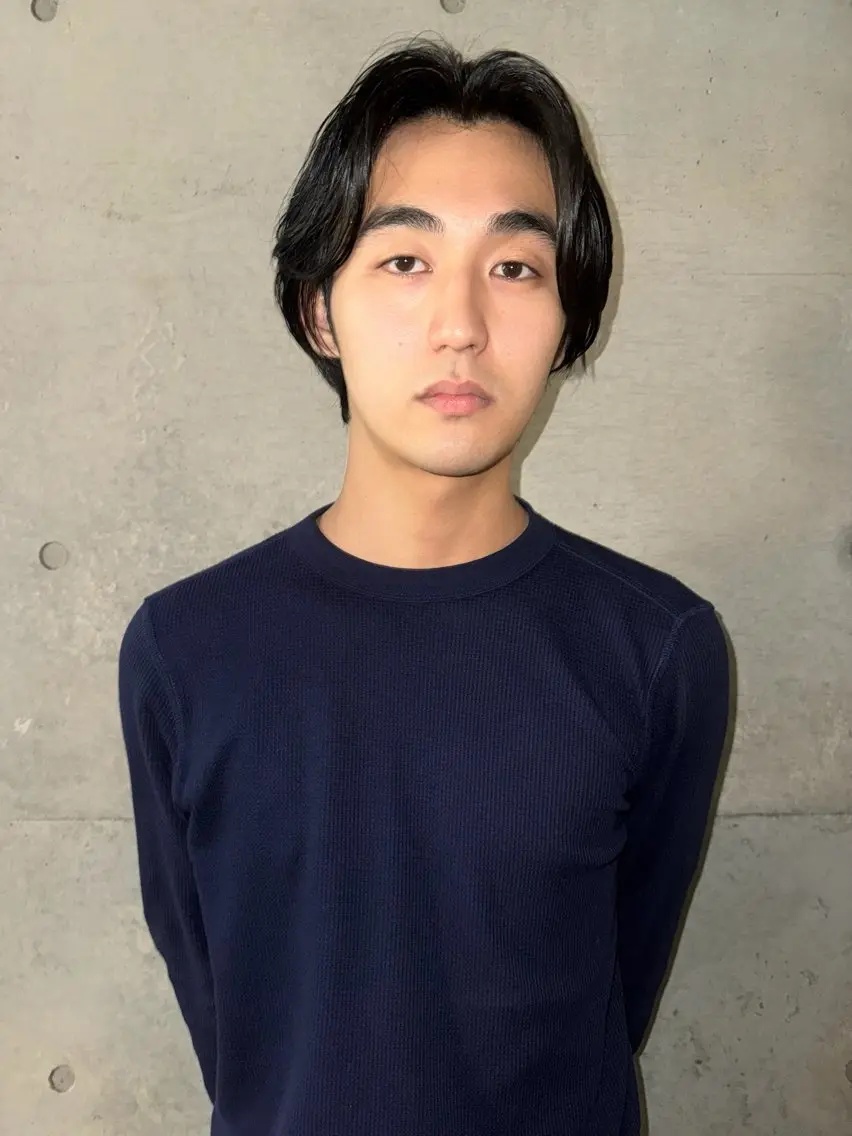 ショート メンズ センターパート 神田橋 翔太郎のヘアスタイル