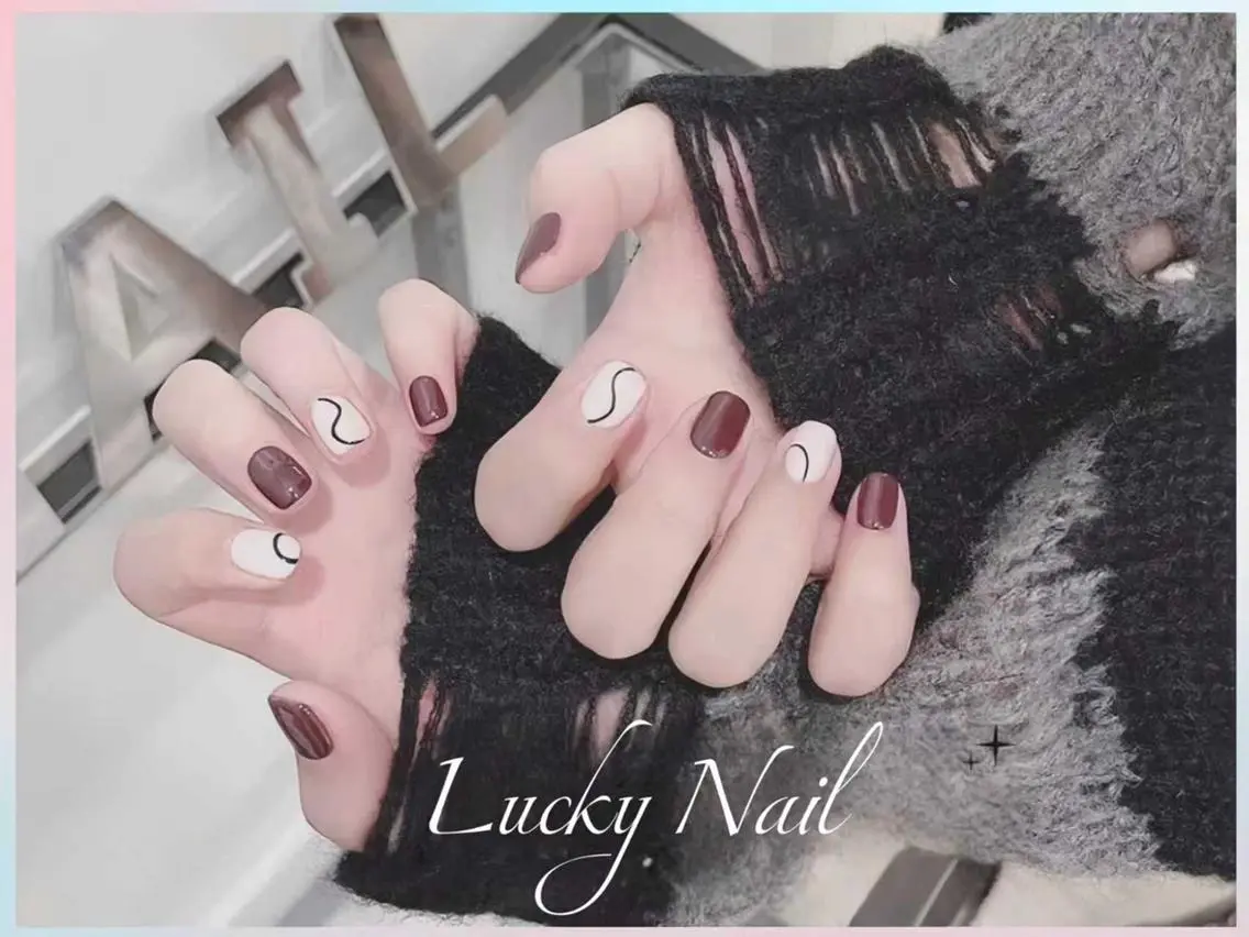 ネイル lucky ナシのネイルデザイン
