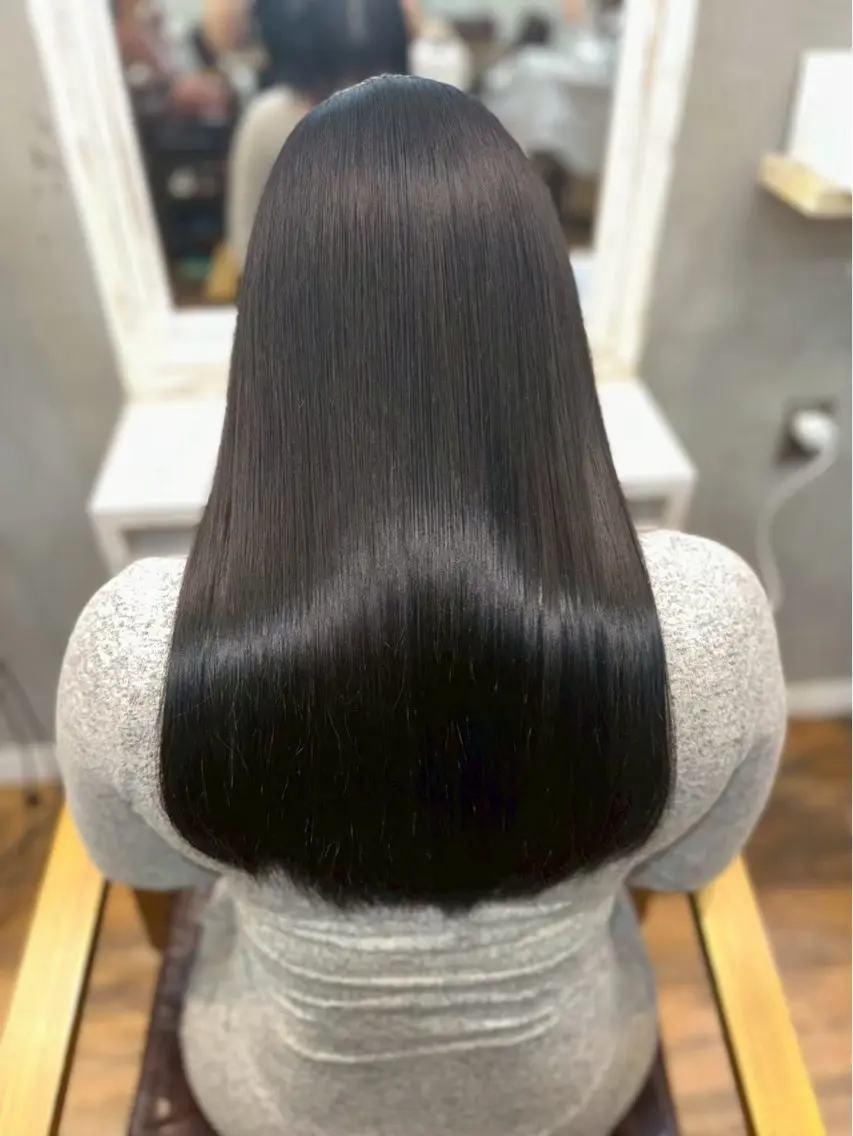 縮毛矯正 黒澤 結花のヘアスタイル