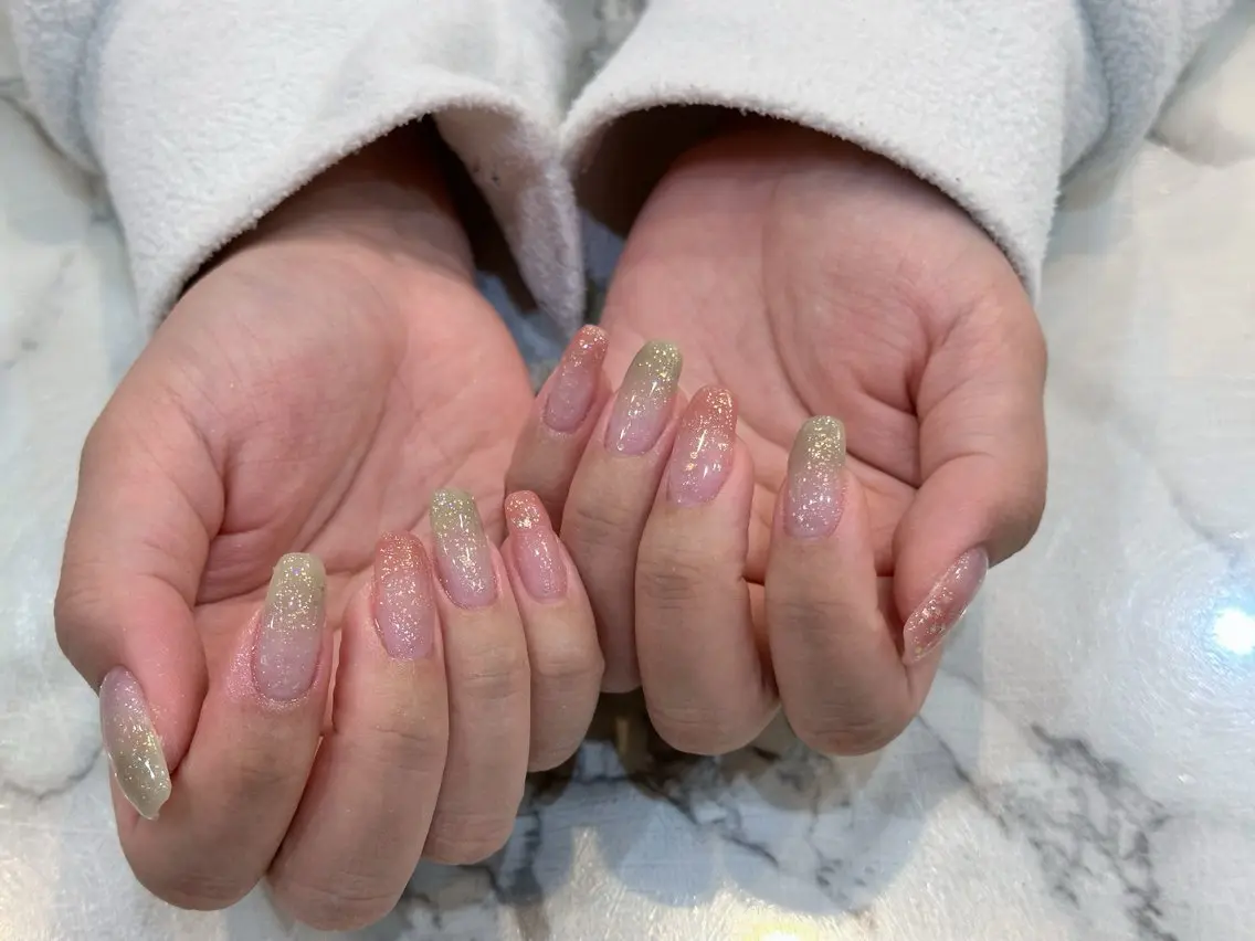 ネイル アートネイル フットネイル ジェルネイル ハート キラキラネイル babarla Nailのネイルデザイン
