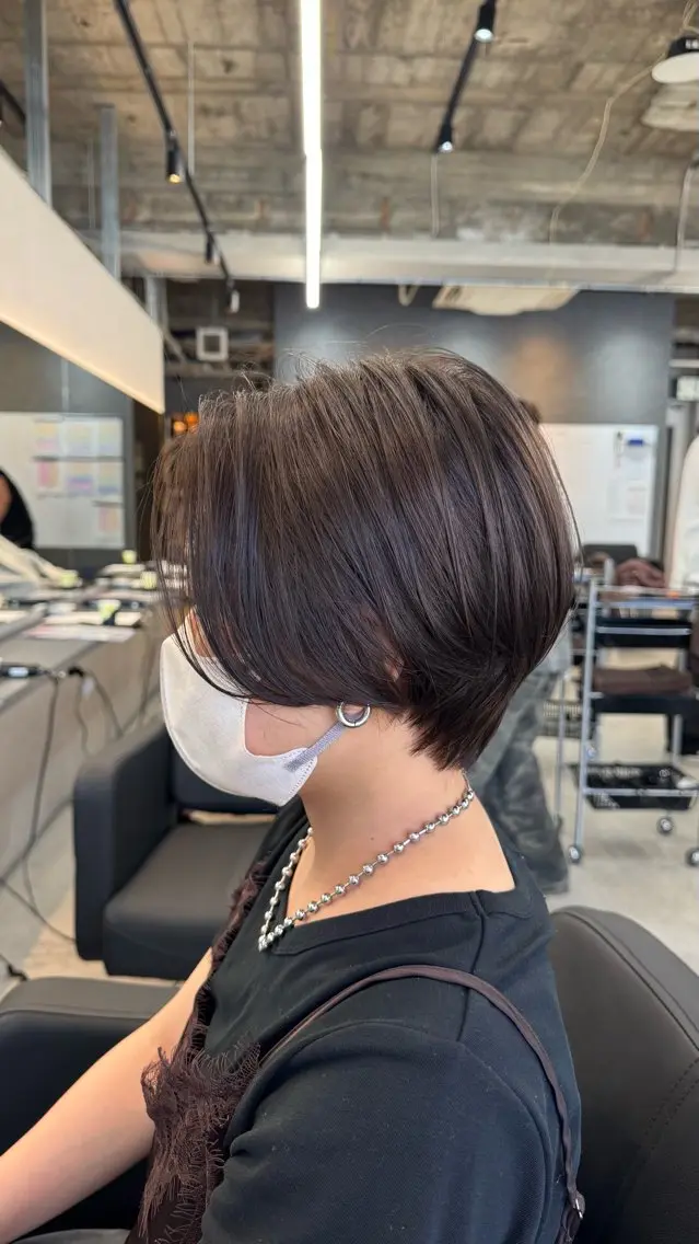 ショート カット Sakura/ レイヤー特化のヘアスタイル