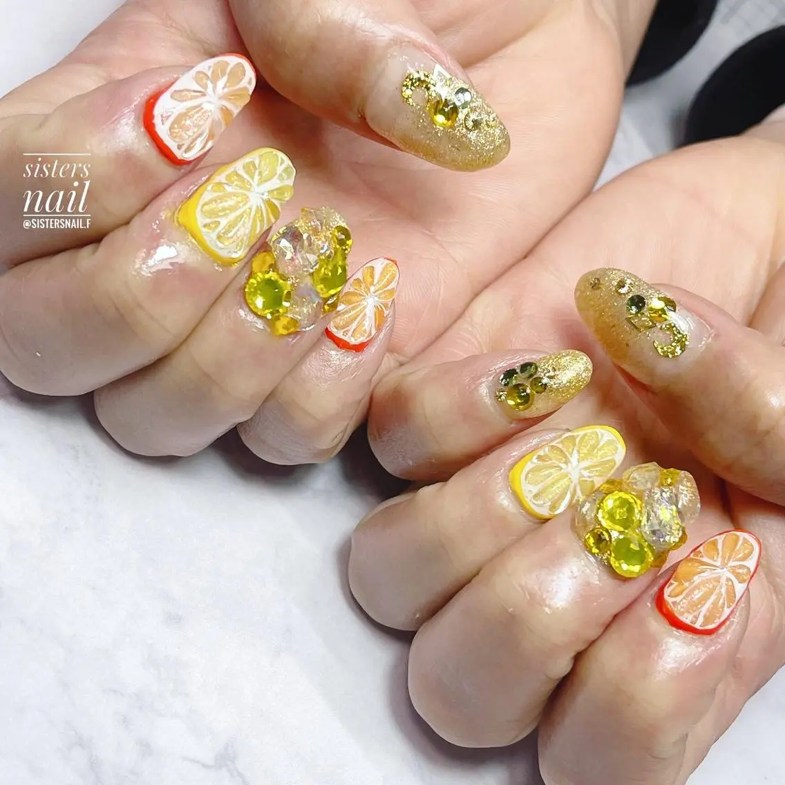 ネイル アートネイル オレンジ ストーンネイル 夏ネイル sisters nail.fのネイルデザイン
