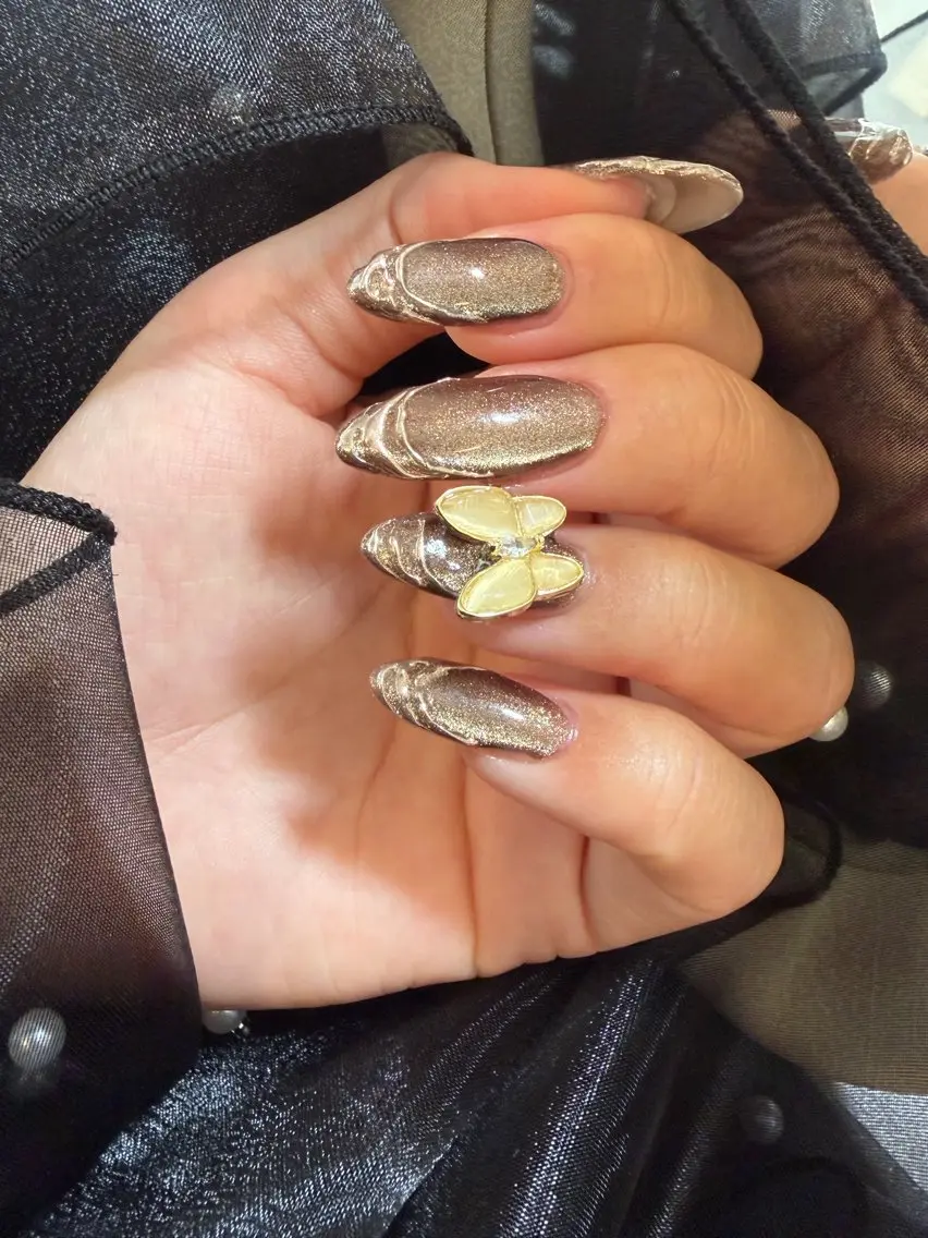 ネイル アートネイル フレンチネイル マグネットネイル ニュアンスネイル ハンドネイル hannaly /ネイル/自由が丘のネイルデザイン