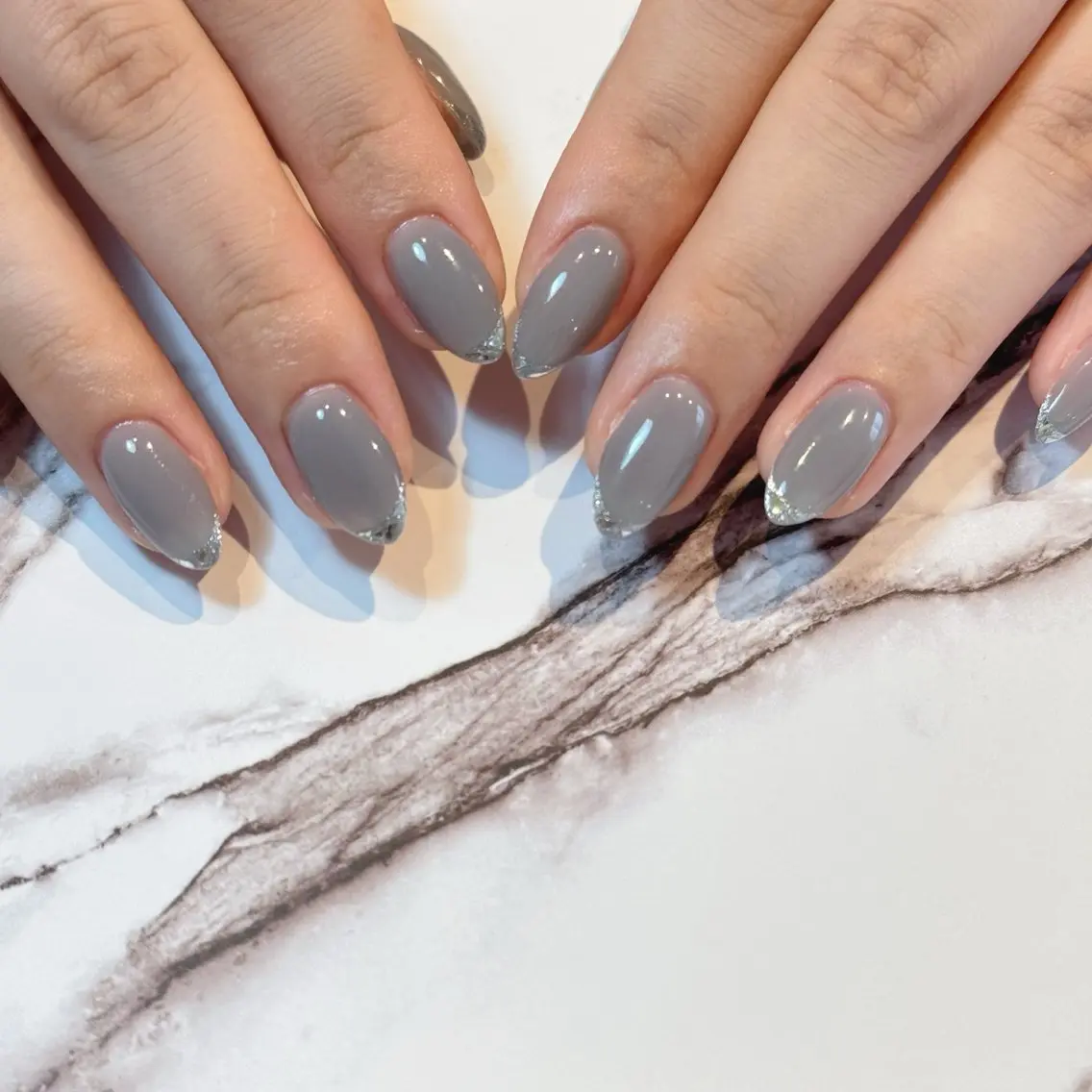 ネイル フレンチネイル ガラスフレンチ brodia nails m_riのネイルデザイン
