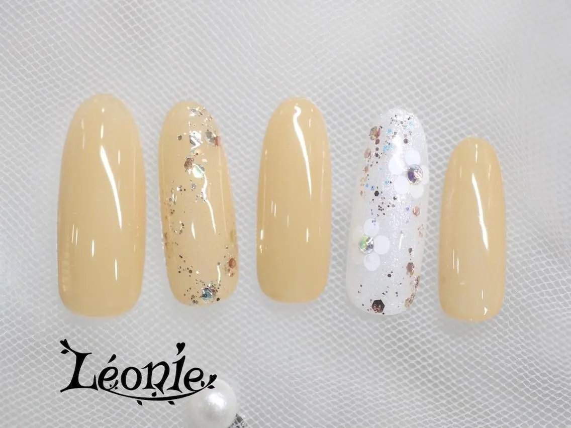 ネイル Leonie Fukaのネイルデザイン