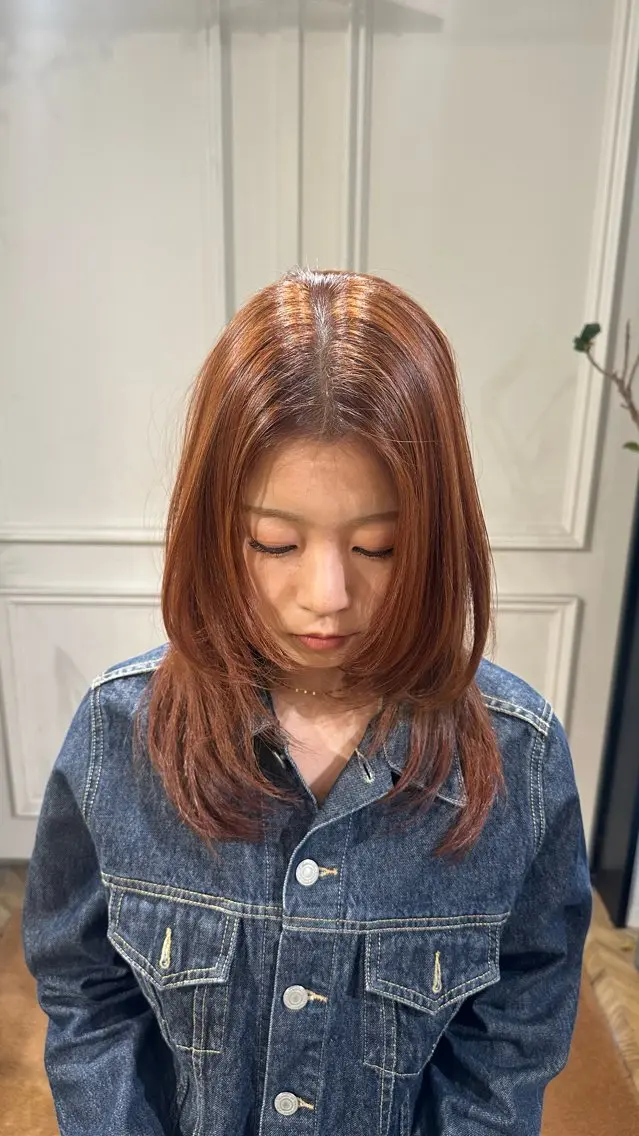 セミロング レイヤーカット カット ヘアカラー トリートメント 似合わせツヤカラー 【yate'】ユウナのヘアスタイル