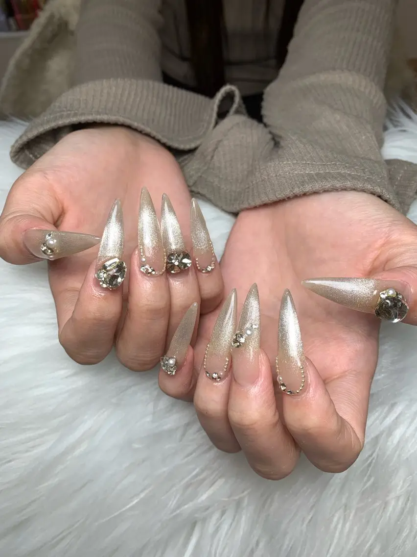 ネイル アートネイル 長さ出し ジェルネイル マグネットネイル ニュアンスネイル ハンドネイル KIM キムのネイルデザイン