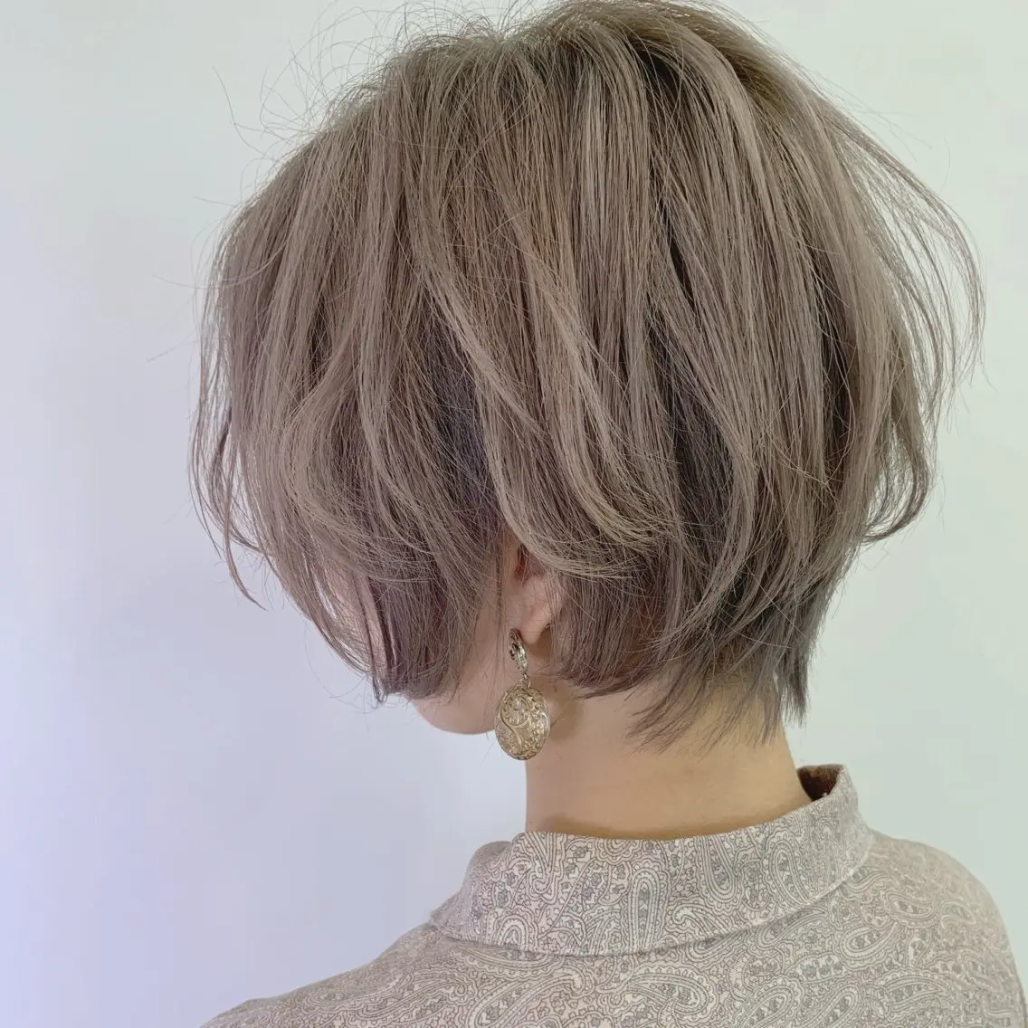 ショート カットの魔法使い🪄 カバサワミユウ🧙のヘアスタイル