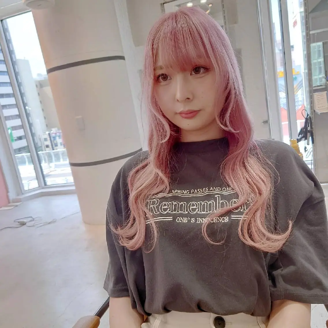 ハイトーンハイブリーチダブルカラー+アマトラトリートメントの写真