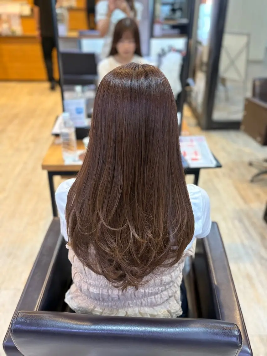 ロング カラー ブリーチ ブリーチなしカラー カット ヘアカラー トリートメント 艶カラー 藤澤さくらのマツエク・マツパデザイン