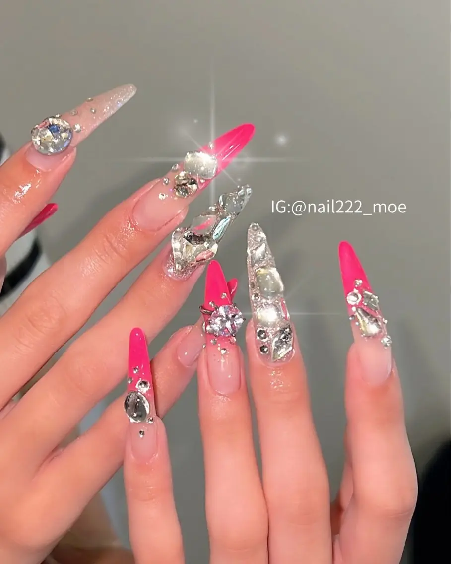 ネイル ハンドネイル ⟡.*222⋰˚☆ MöEのネイルデザイン
