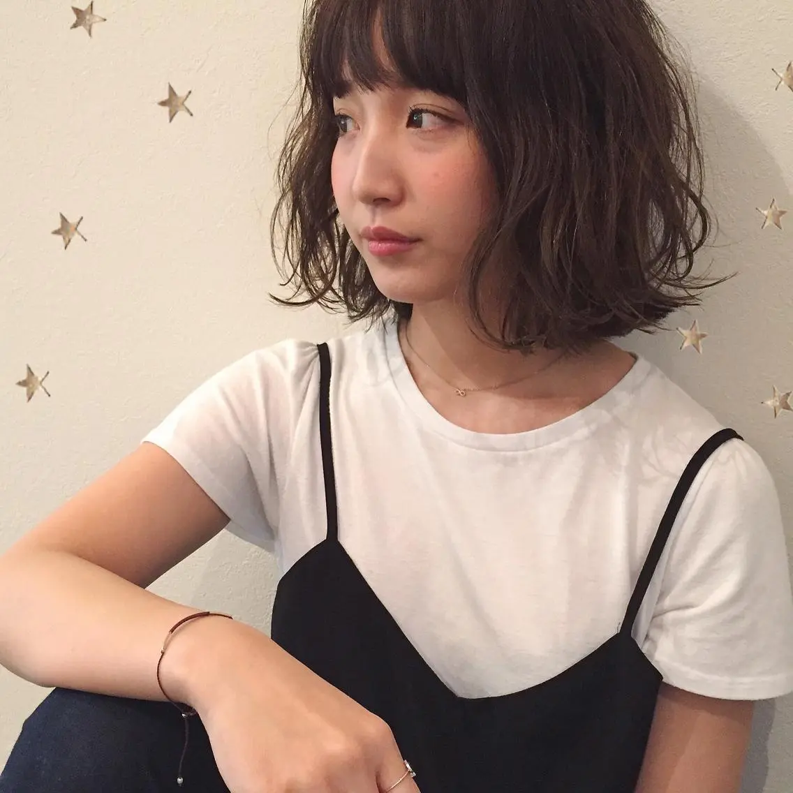 ミディアム アッシュ ボブ 市川 千夏のヘアスタイル