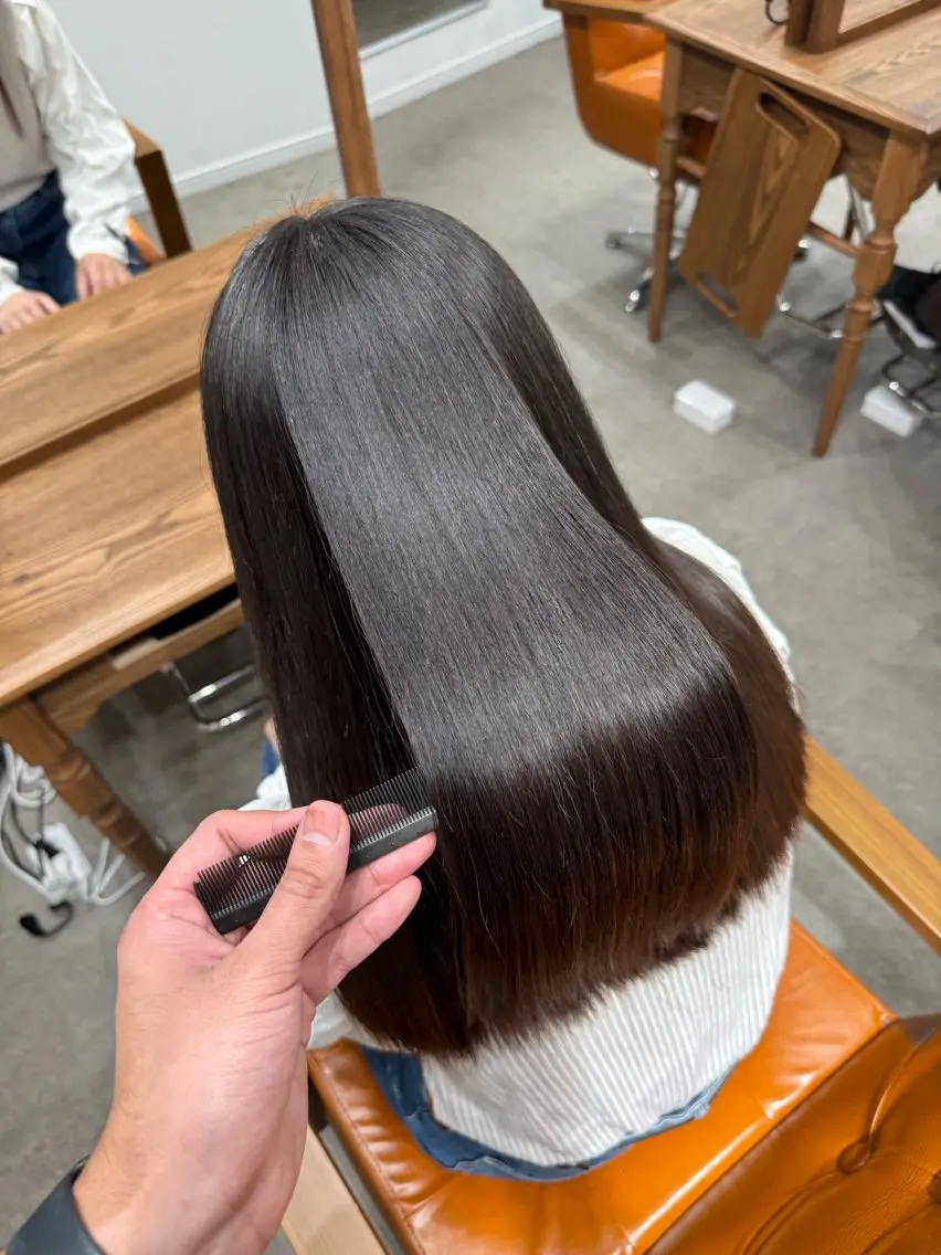 ロング 縮毛矯正 トリートメント 髪質改善縮毛✨ 泉谷彪芽のヘアスタイル