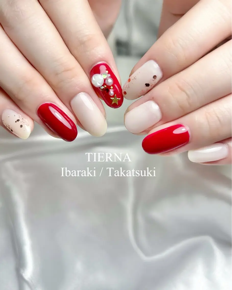 ネイル アートネイル ボルドー ホワイト 冬ネイル クリスマス 【ティエルナ】 えつこのネイルデザイン