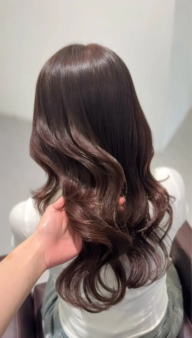 ロング ヘアカラー トリートメント ️🫧透明感カラー& 髪質改善🎀いさきのヘアスタイル