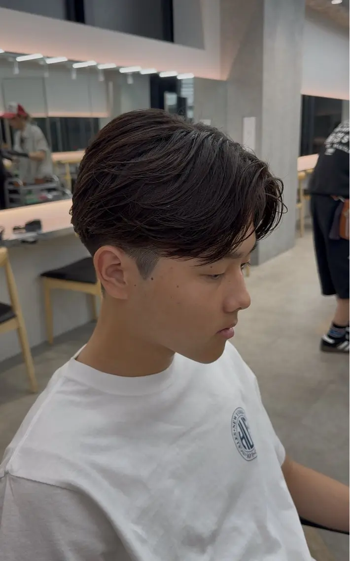 ショート カラー パーマ メンズ キッズ メンズパーマ ニュアンスパーマ 栄💗スパイキー⚡️ ｜パーマ｜haruのヘアスタイル