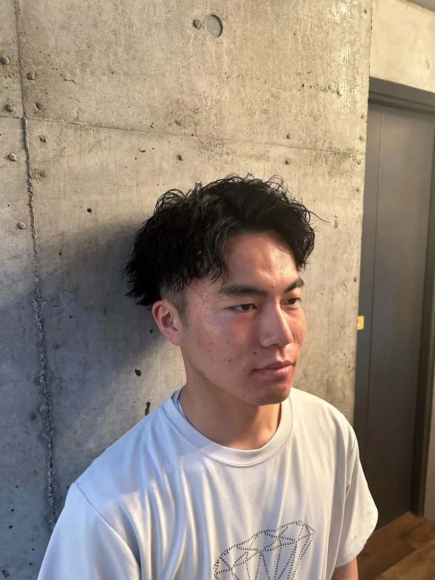パーマ メンズ カット パーマ 🎨デザイン🥇 美髪・艶髪 日暮千敬のヘアスタイル