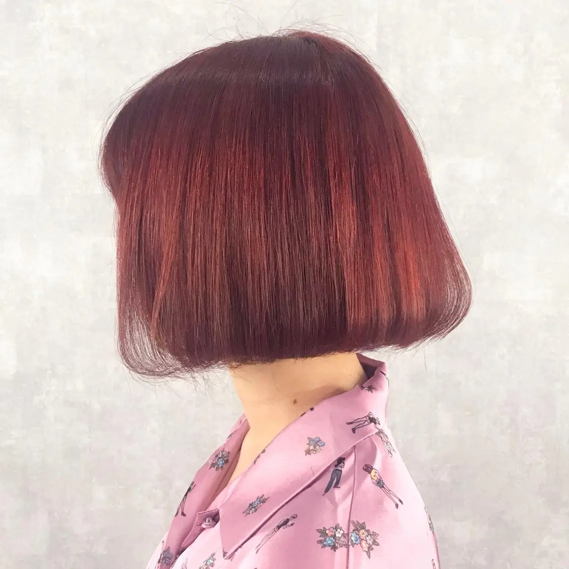 ショート カラー ブリーチ ピンクカラー タンバルモリ K-POP好き美容師 🇰🇷Kai.Yのヘアスタイル