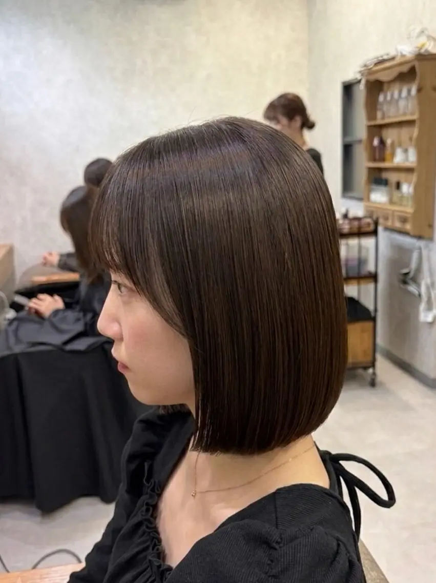 ミディアム ボブ 「ボブ指名No.1」 髪質改善.縮毛矯正のヘアスタイル