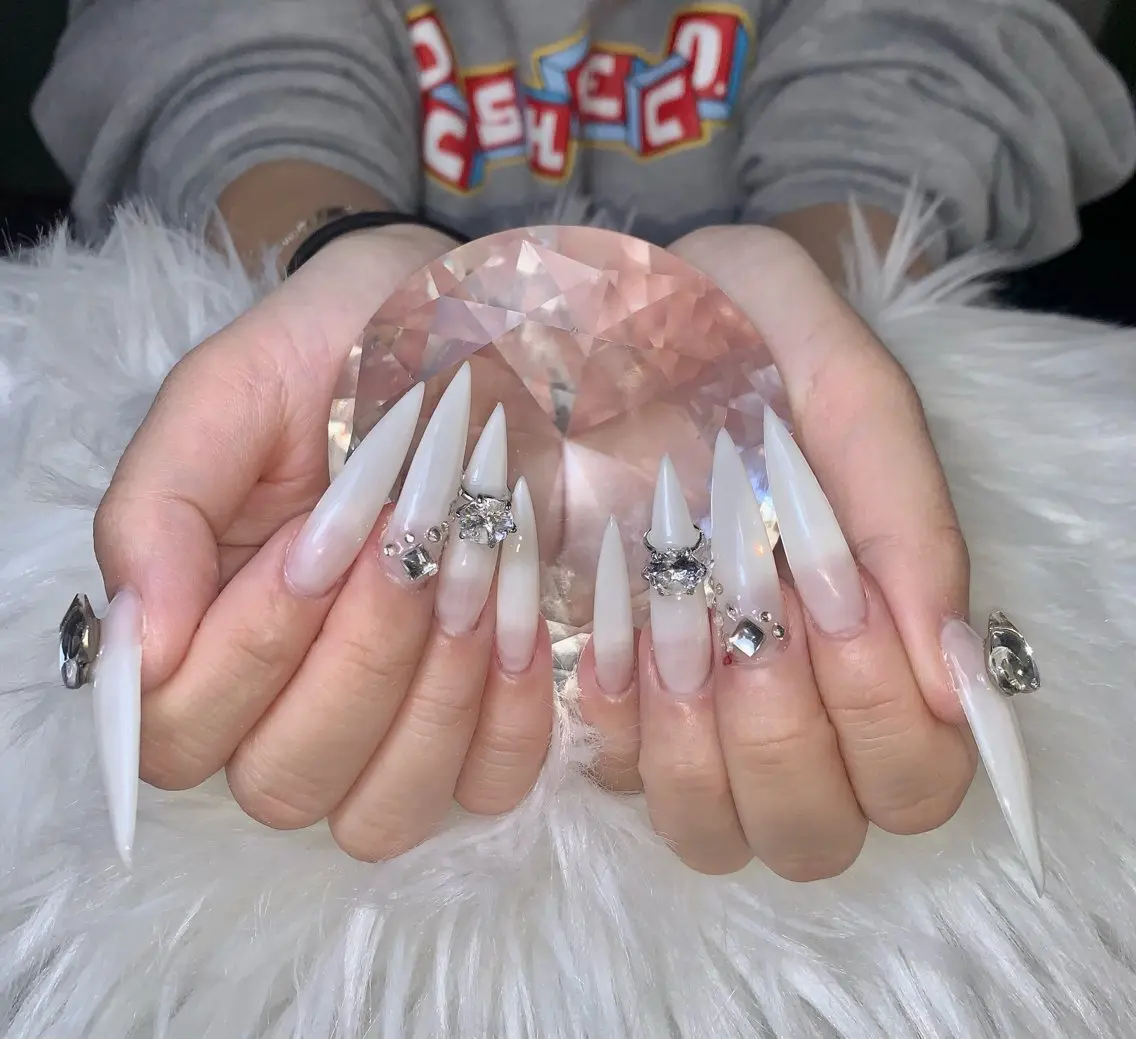 ネイル アートネイル オーロラネイル チークネイル 長さ出し フットネイル ハンドネイル 銀河_ Chan nailsのネイルデザイン