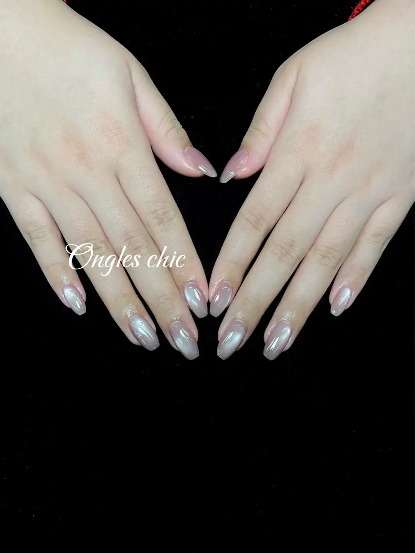 ネイル ハンドネイル ongles chicのネイルデザイン