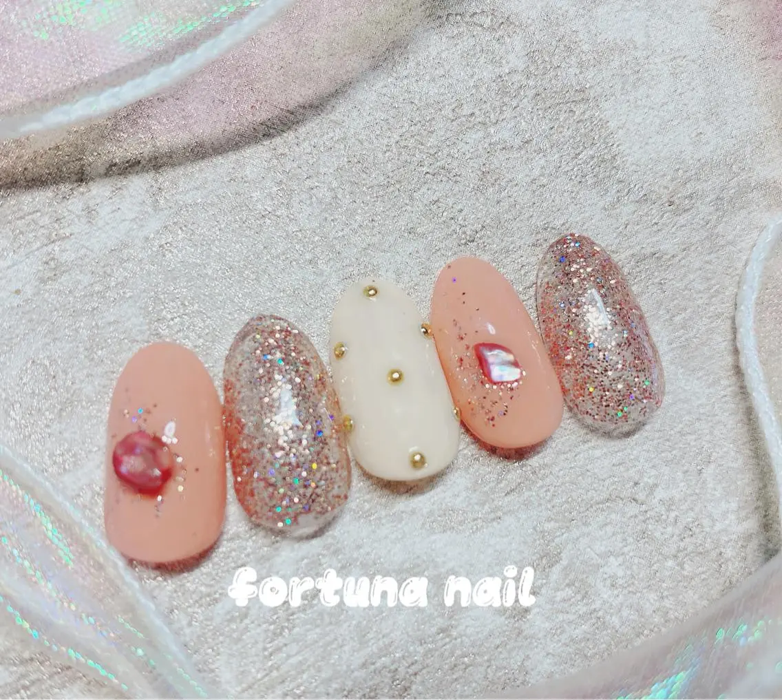 ネイル Nail •Head スパFortunaのネイルデザイン
