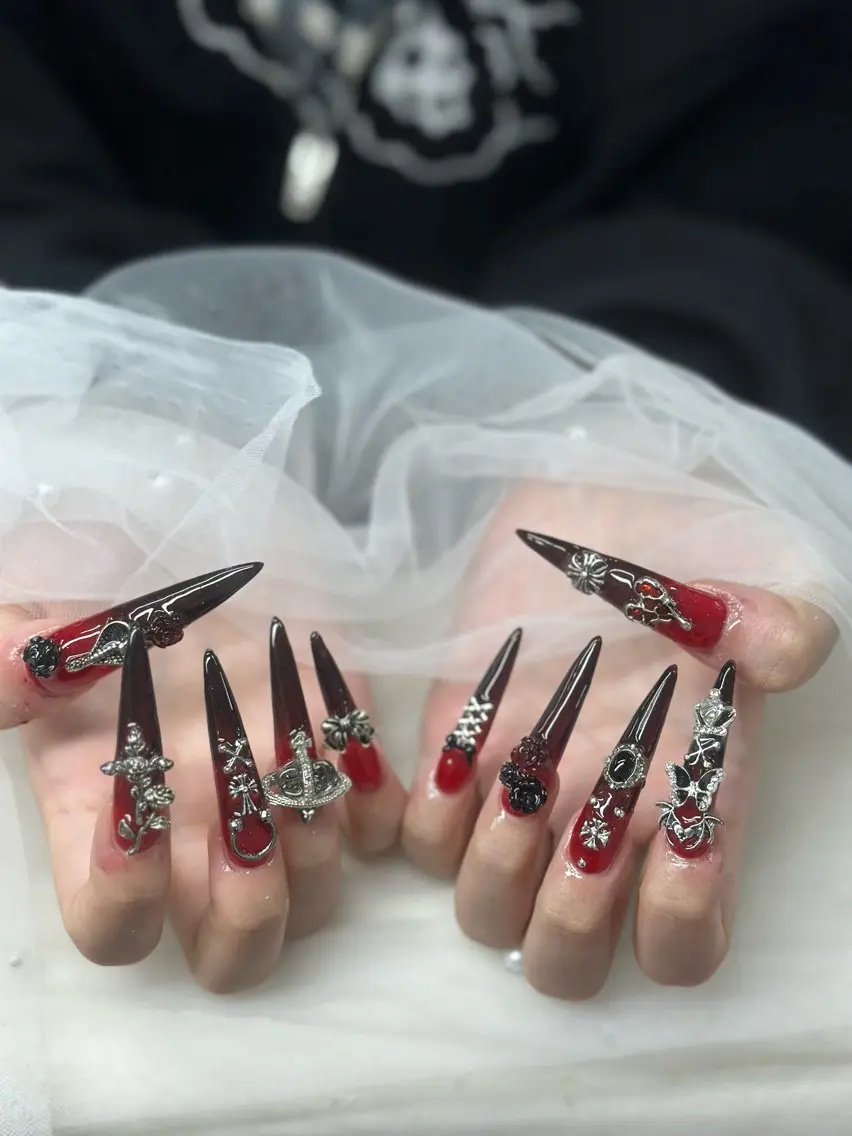 ネイル ハンドネイル R Nailのネイルデザイン