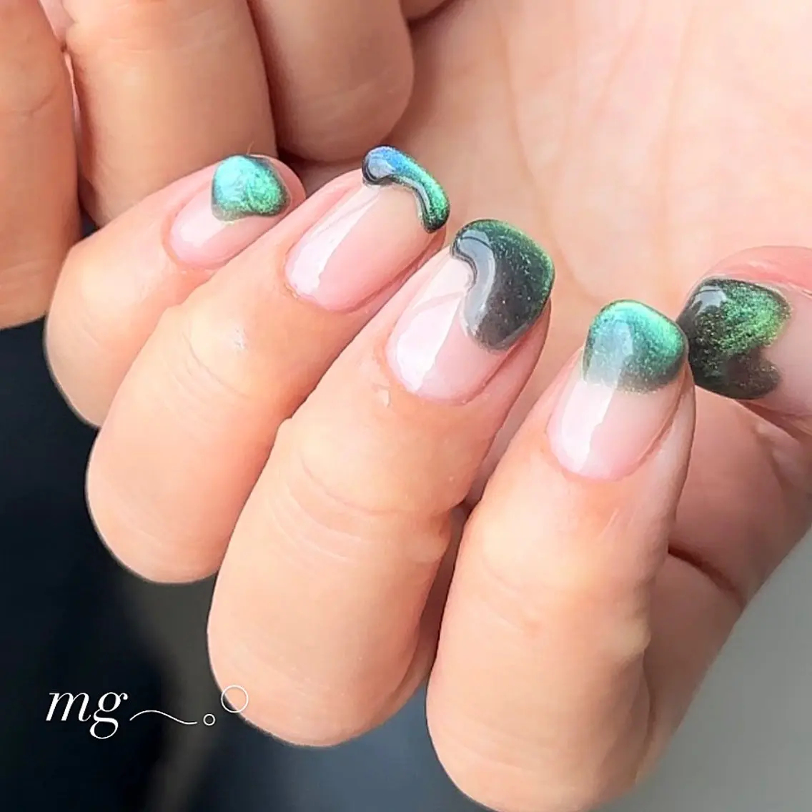 ネイル nailsalon  TORONのネイルデザイン