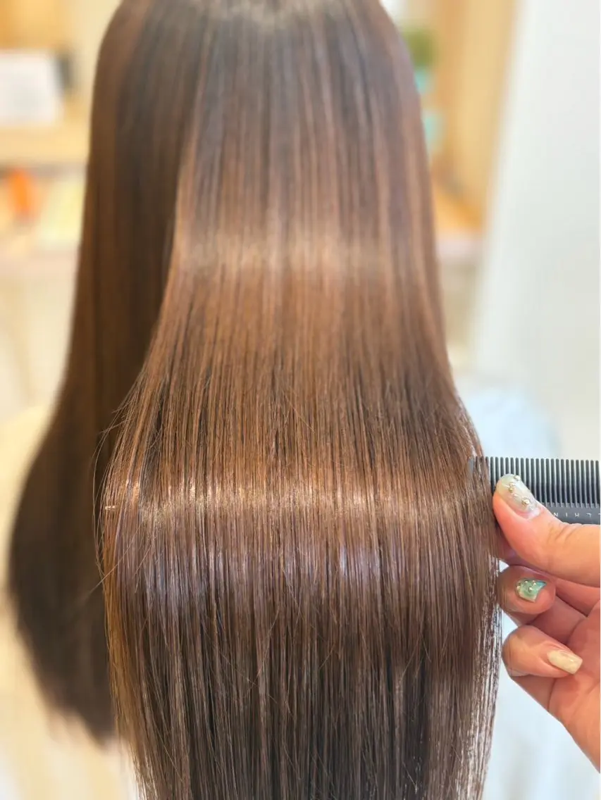 ロング 縮毛矯正 佐藤 寧々のヘアスタイル