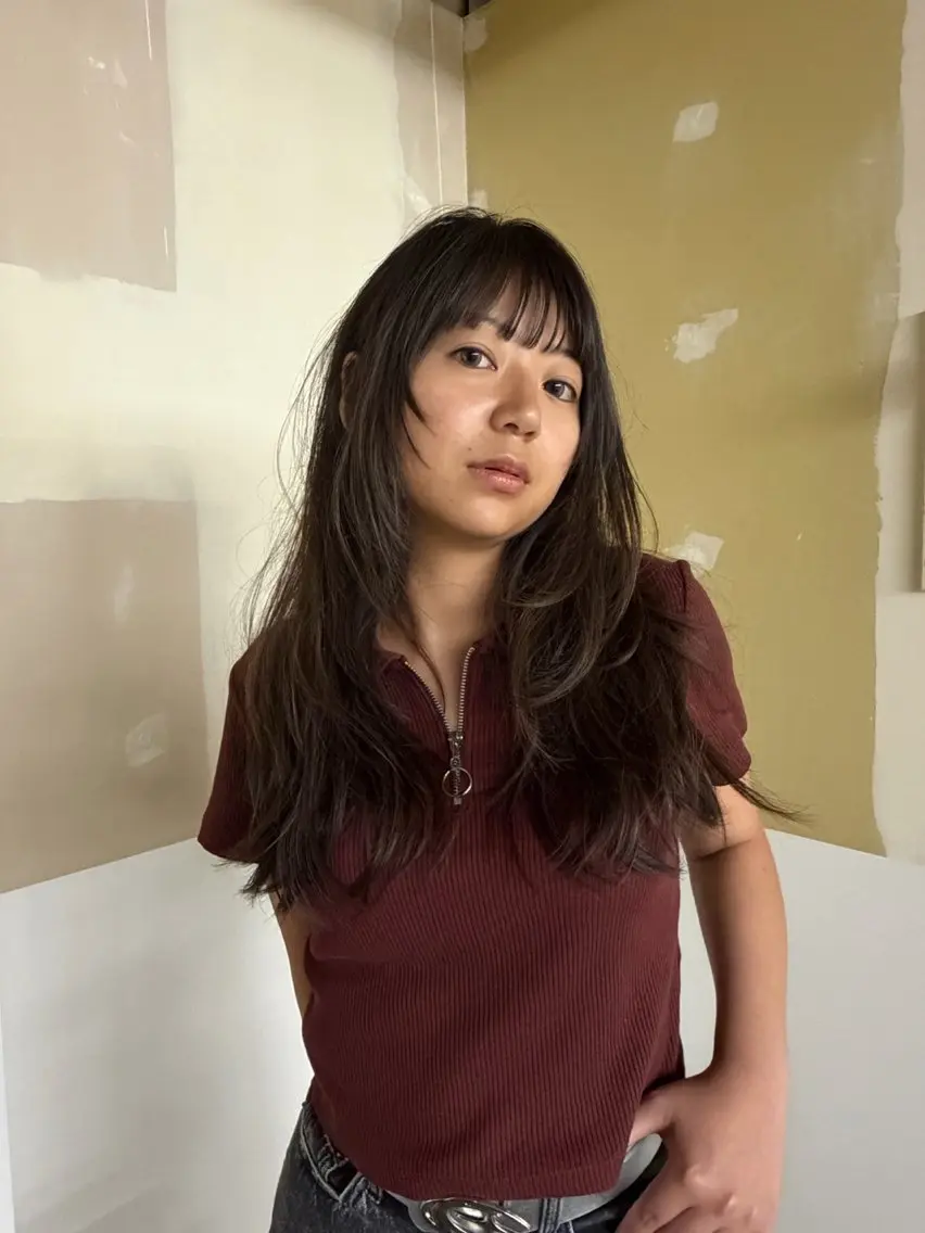 ロング カット 新谷 結菜のヘアスタイル