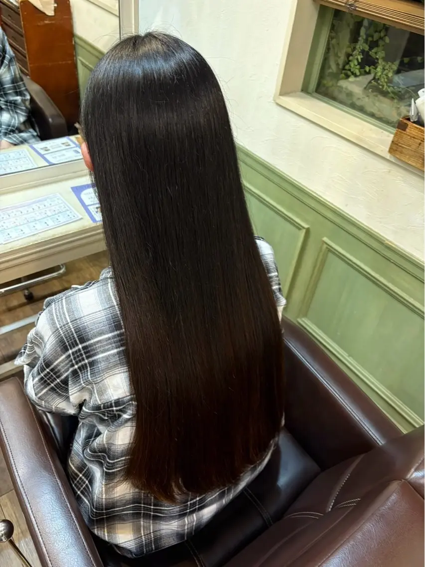 ロング 坂本 結音のヘアスタイル