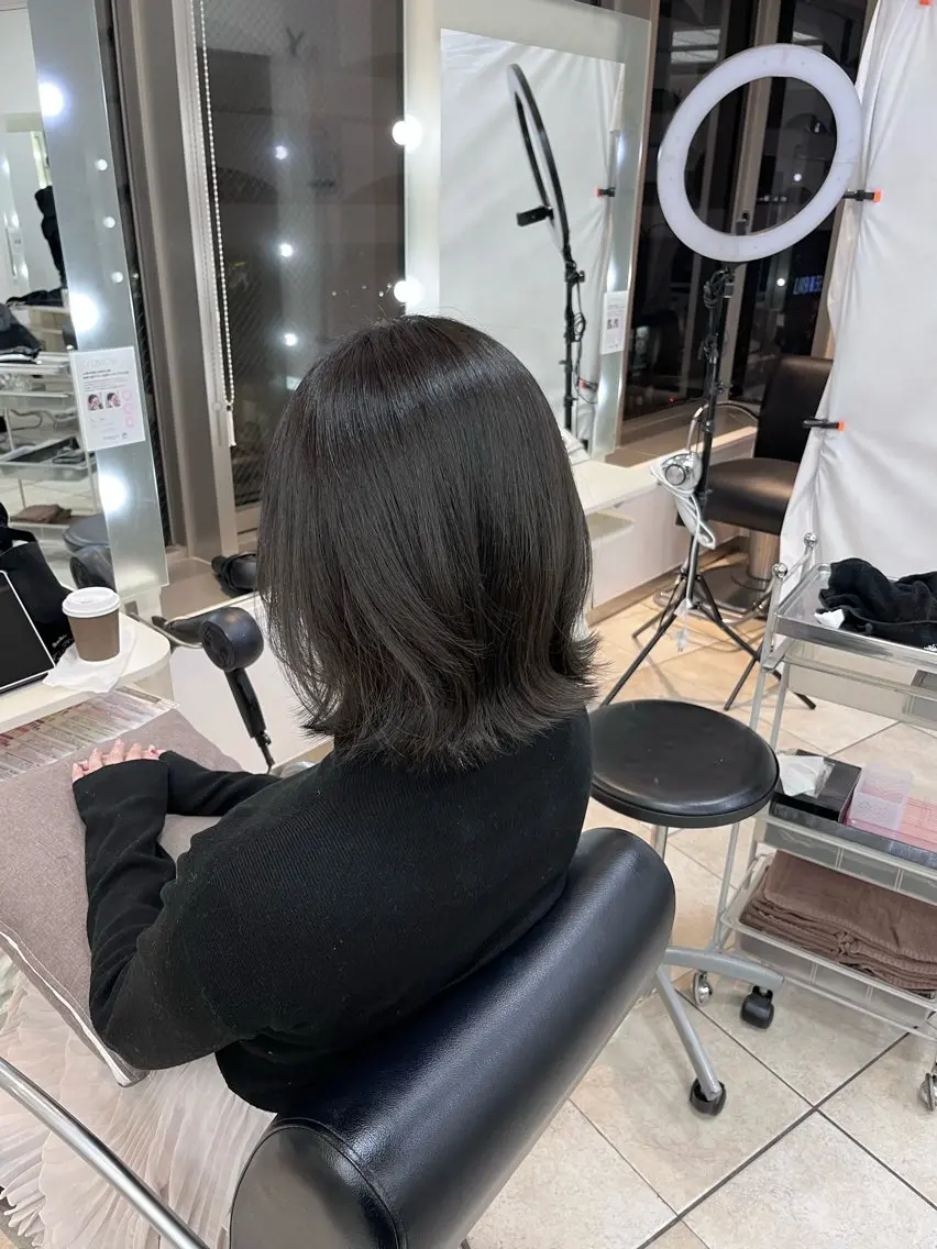 ショート カラー グレージュ 韓国レイヤー×モテ髪 /MITSUKI🤍のヘアスタイル