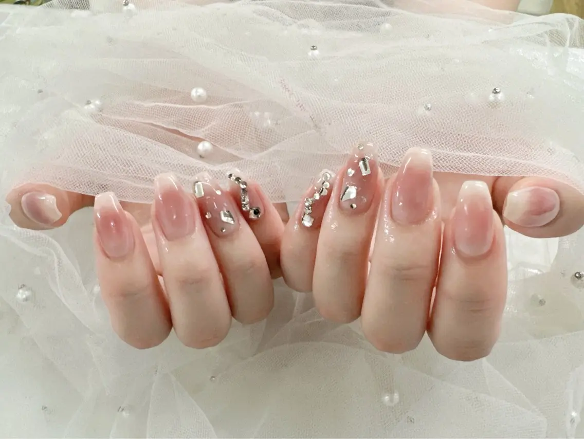 ネイル Minéa nailのネイルデザイン