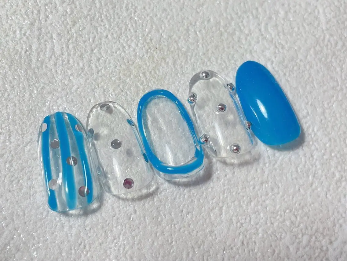 ネイル オーロラネイル フットネイル フレンチネイル ジェルネイル マグネットネイル ハンドネイル mogunail &blowのネイルデザイン