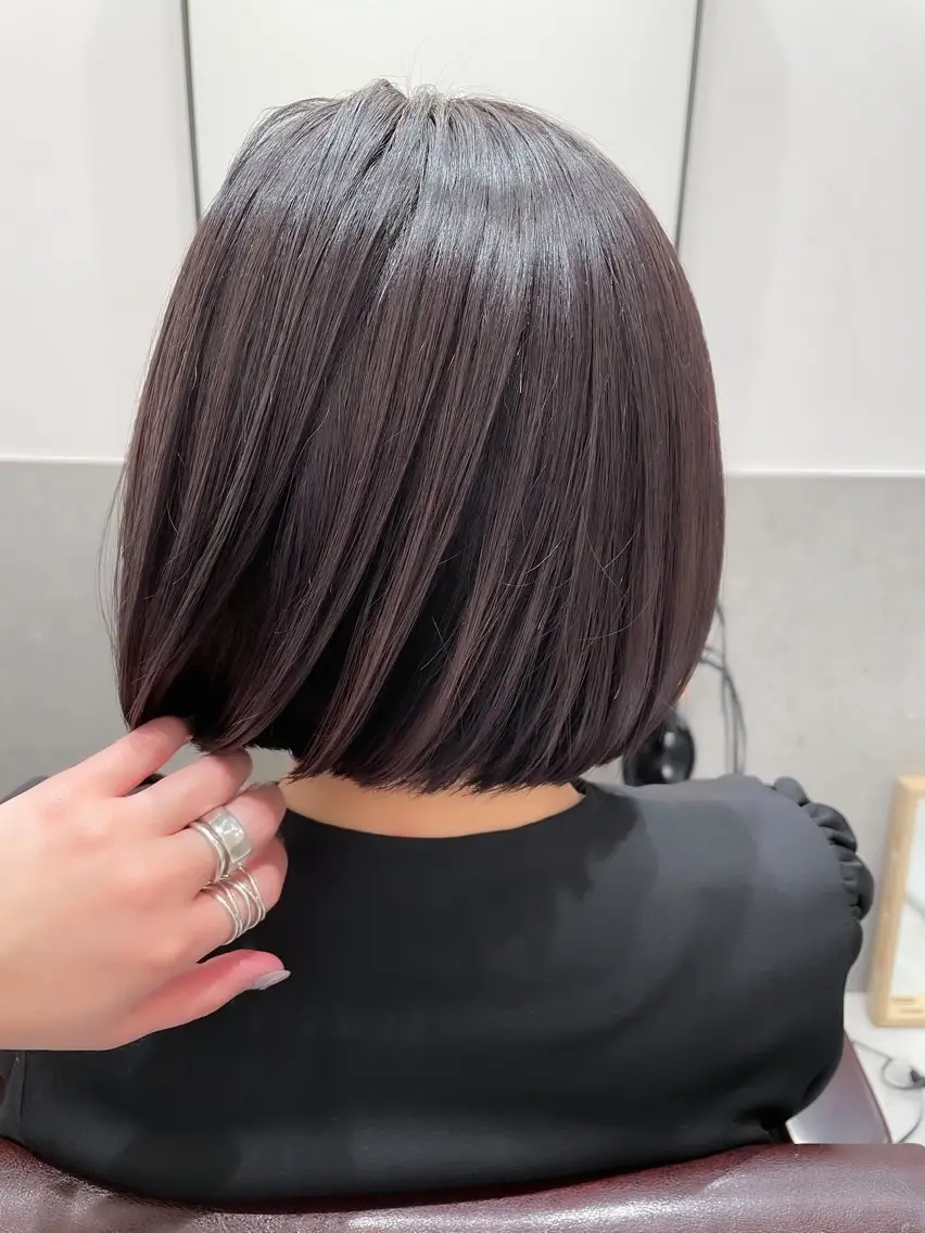 ショート カラー ヘアアレンジ ミニボブ/ブリーチ 🌈MISATOのヘアスタイル