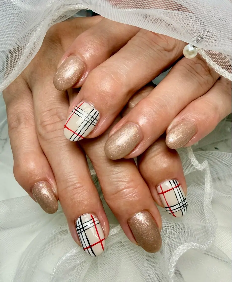 ネイル アートネイル チークネイル フラッシュネイル フラッシュマグ フレンチネイル Mai’s nailのネイルデザイン