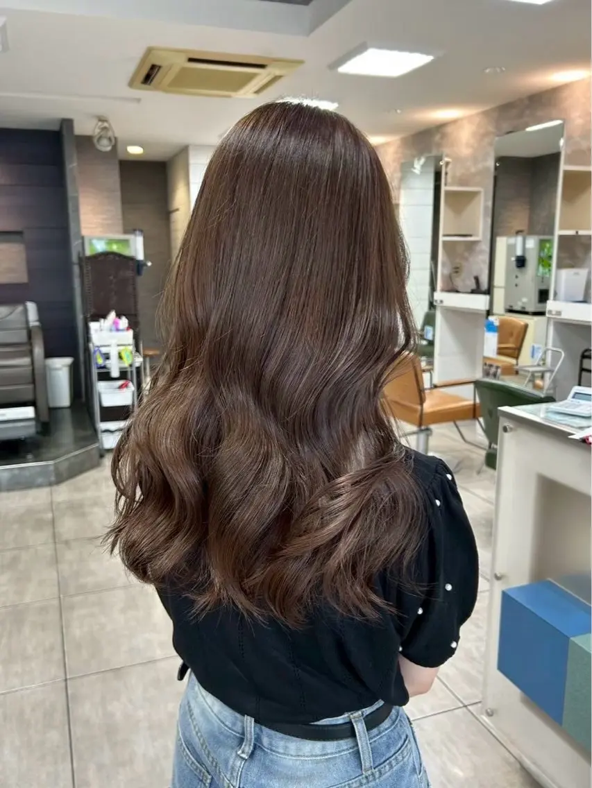 カラー ハイトーンカラー✨ 慶田玲和のヘアスタイル