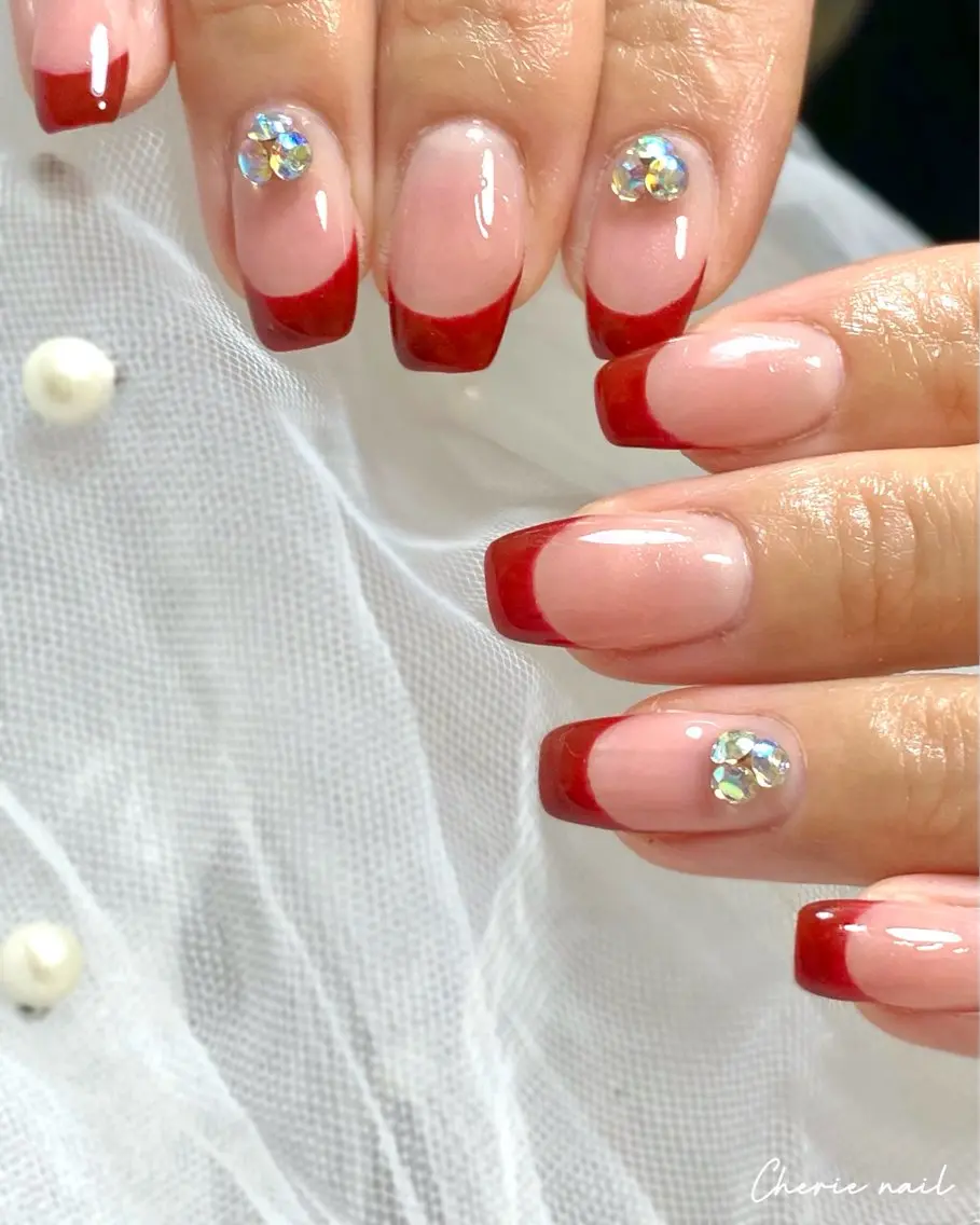 ネイル チークネイル フレンチネイル ジェルネイル ハンドネイル Cherienail yunaのネイルデザイン
