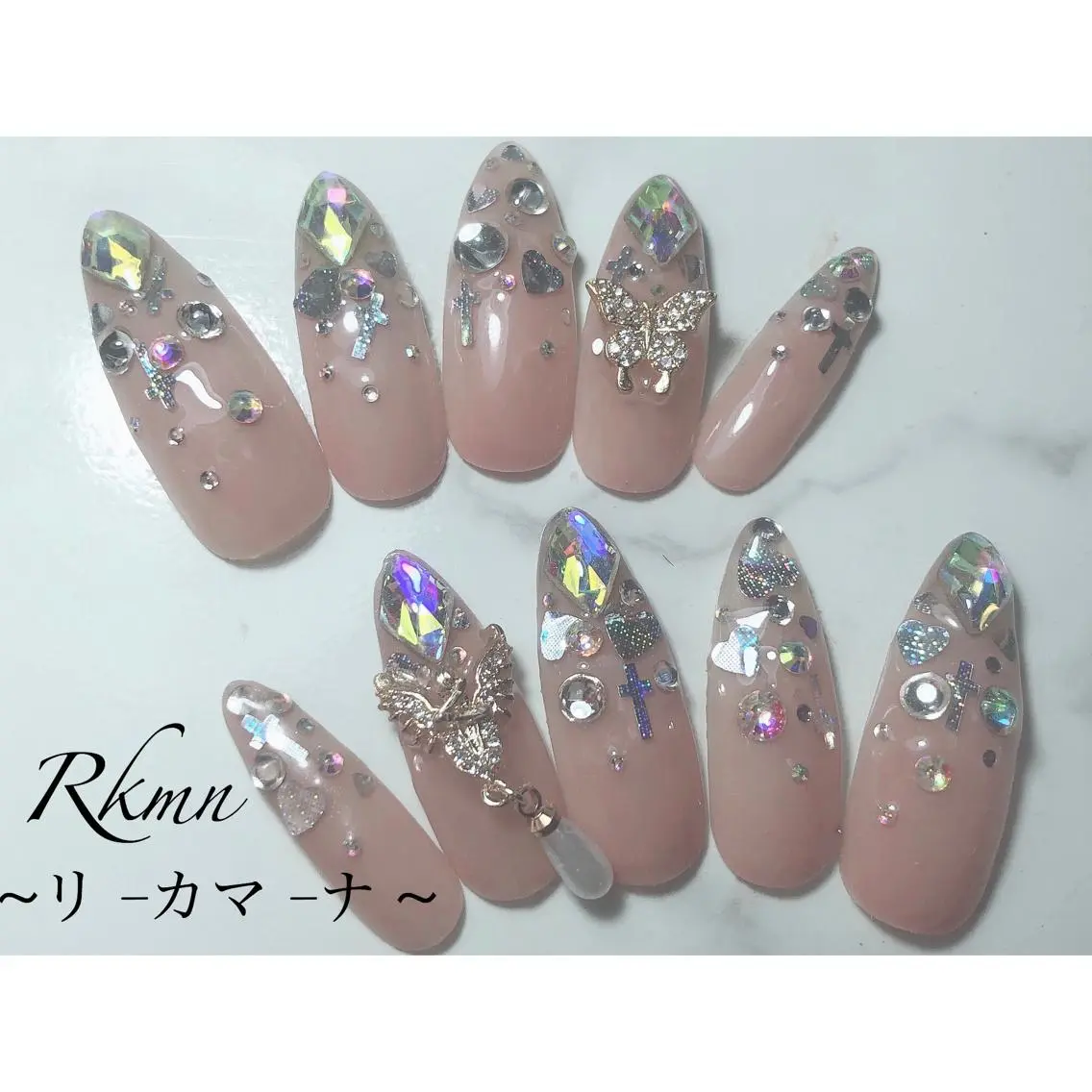 ネイル アートネイル フレンチネイル ジェルネイル グラデーション キラキラネイル ハンドネイル フットネイル ハンドケア Rkmn ~リ-カマ-ナ~のネイルデザイン